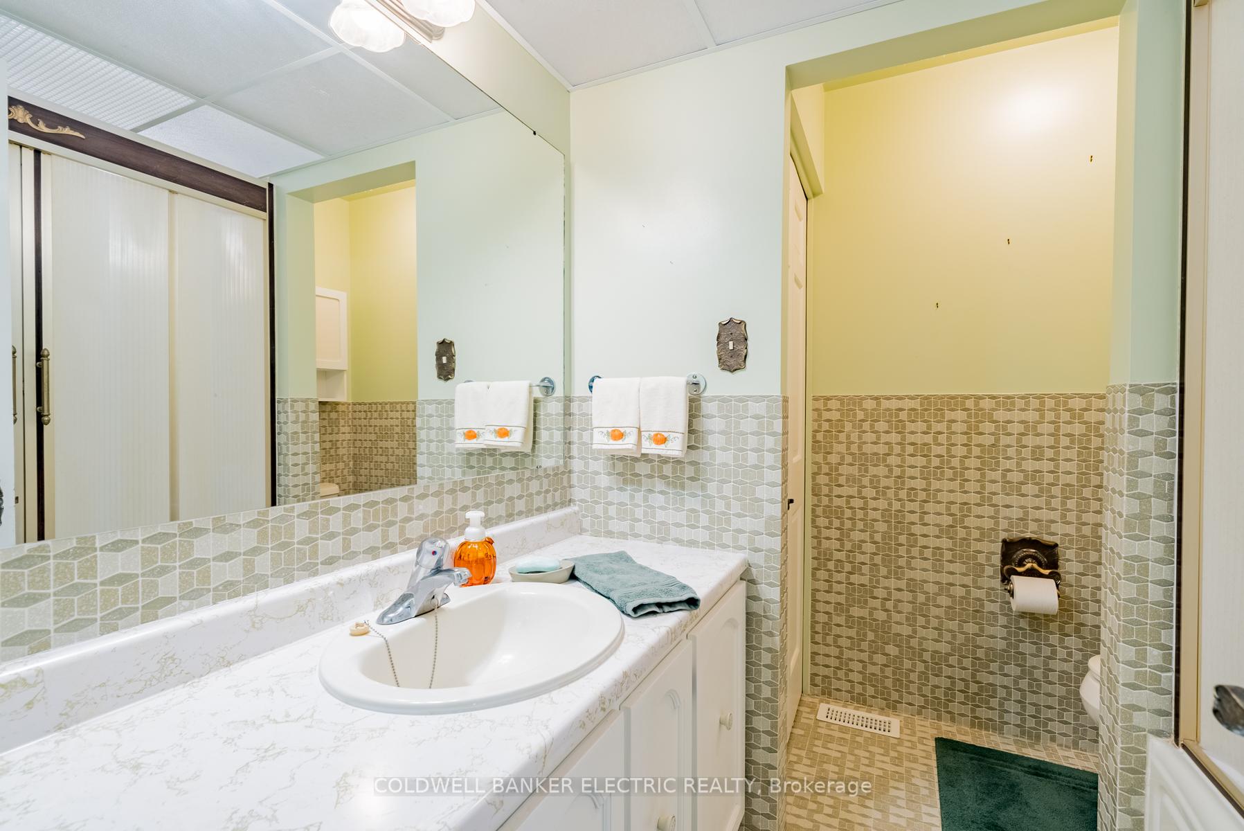 Photo 28 of 2534 Sherbrooke Street W, Cavan Monaghan, Cavan-Monaghan — HOMEH