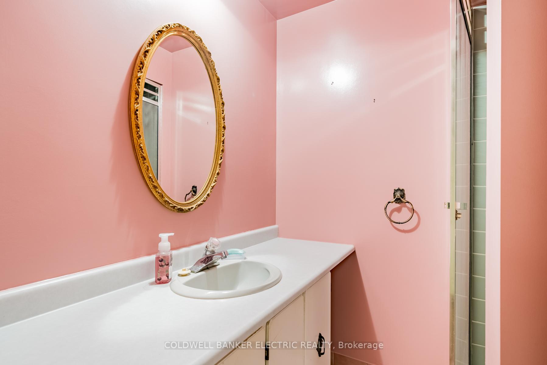 Photo 32 of 2534 Sherbrooke Street W, Cavan Monaghan, Cavan-Monaghan — HOMEH