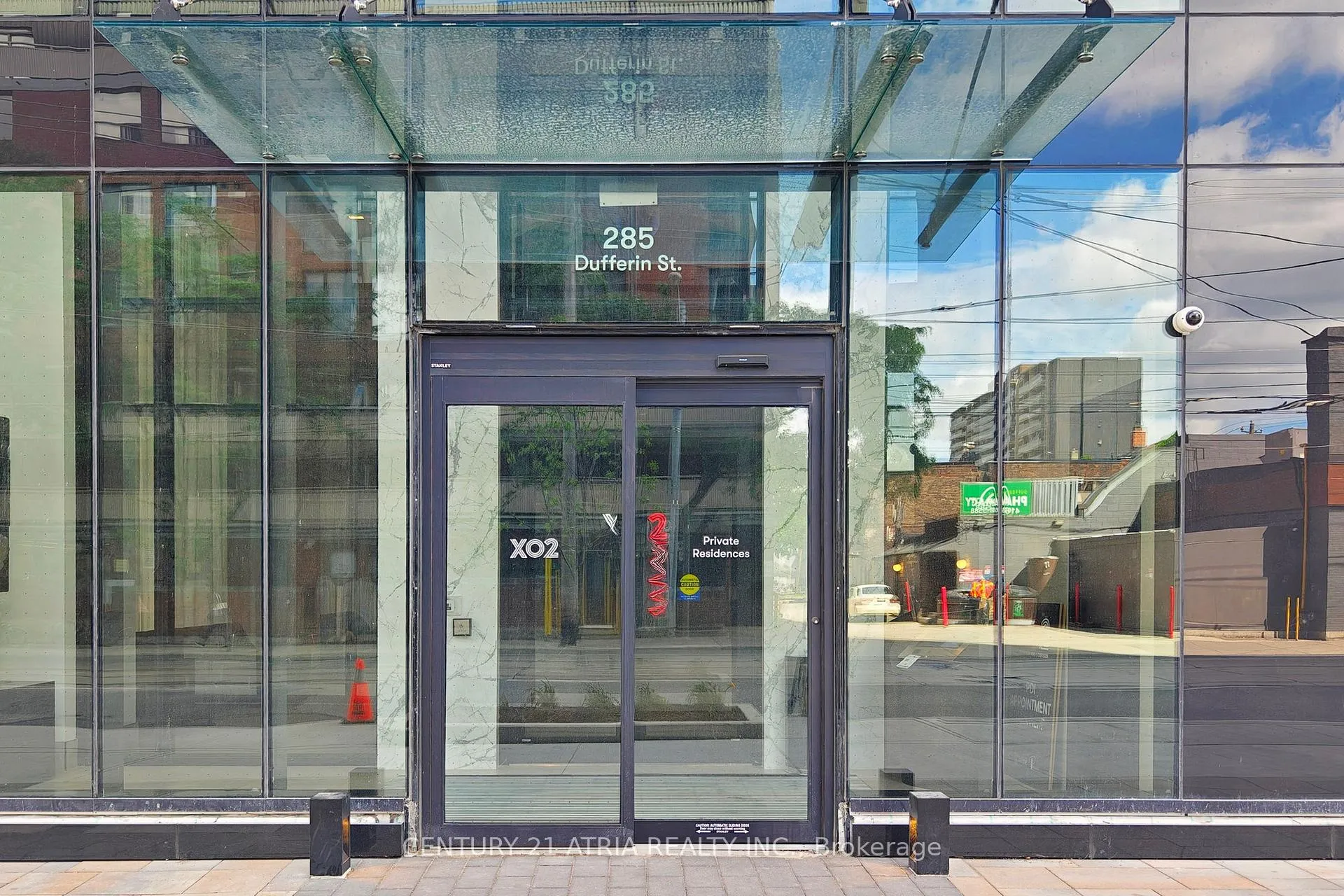 Photo 3 of Unit 1222, 285 Dufferin Street, Toronto, South Parkdale — HOMEH