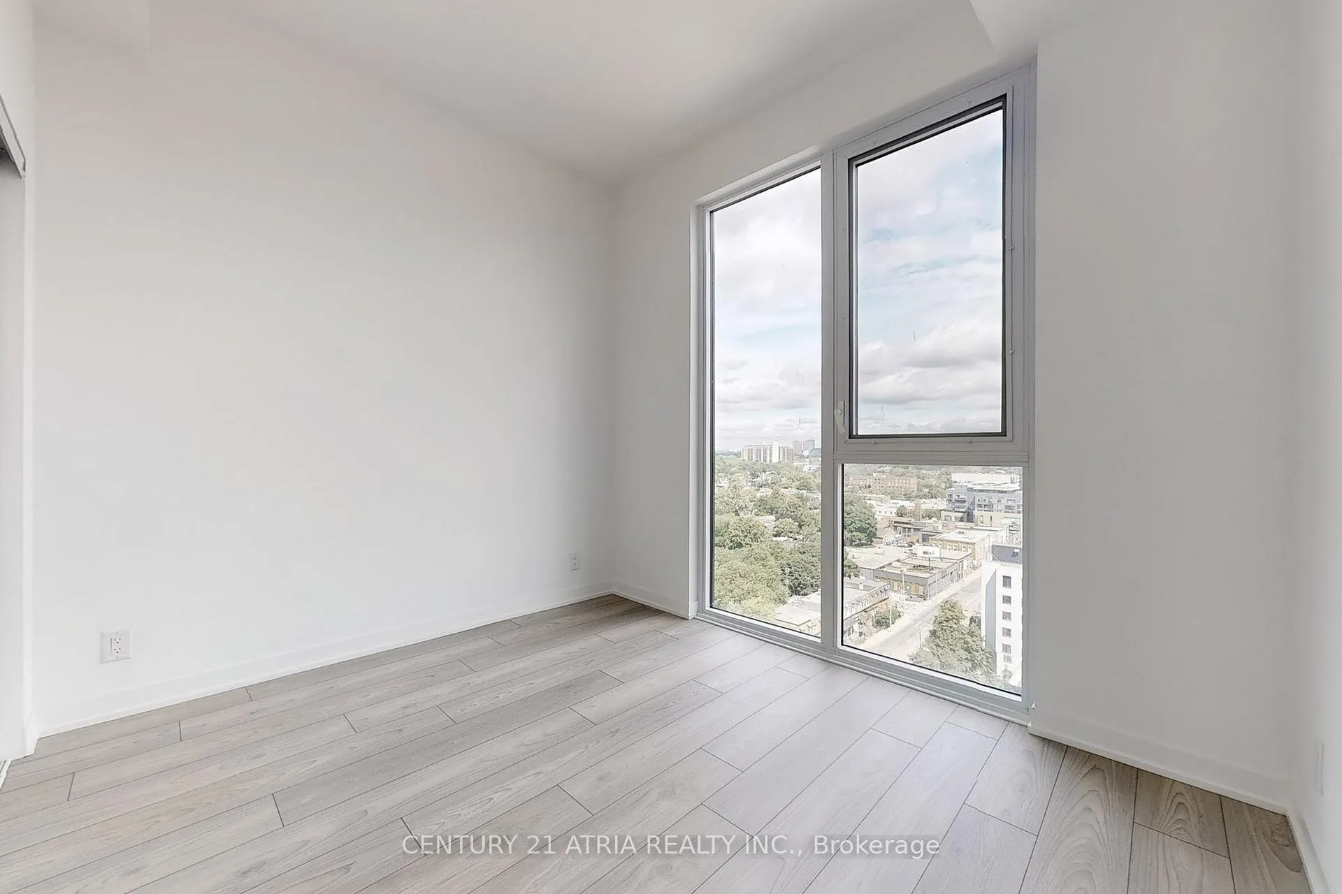 Photo 23 of Unit 1222, 285 Dufferin Street, Toronto, South Parkdale — HOMEH
