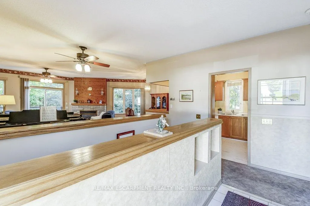 Photo 4 of 192 Silverbirch Boulevard, Hamilton, Mount Hope — HOMEH