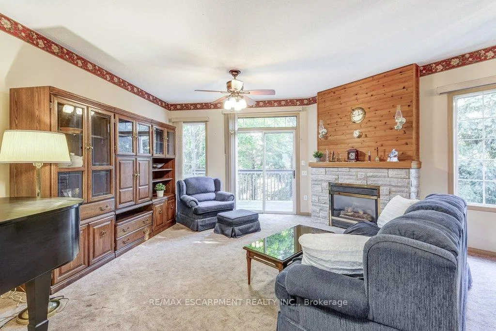 Photo 7 of 192 Silverbirch Boulevard, Hamilton, Mount Hope — HOMEH