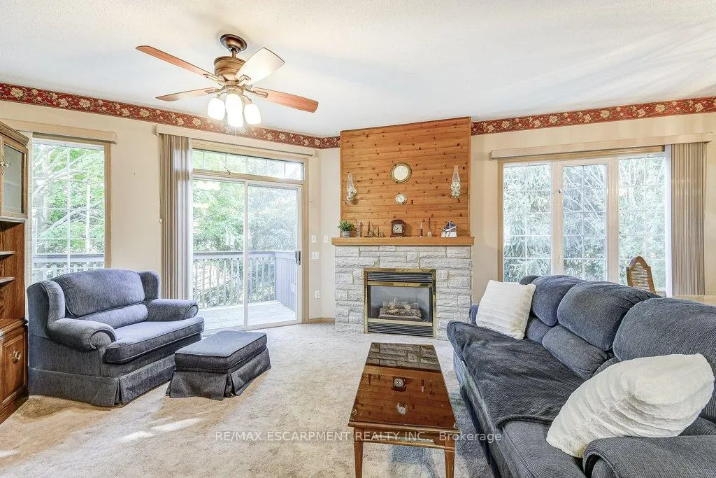 Photo 8 of 192 Silverbirch Boulevard, Hamilton, Mount Hope — HOMEH