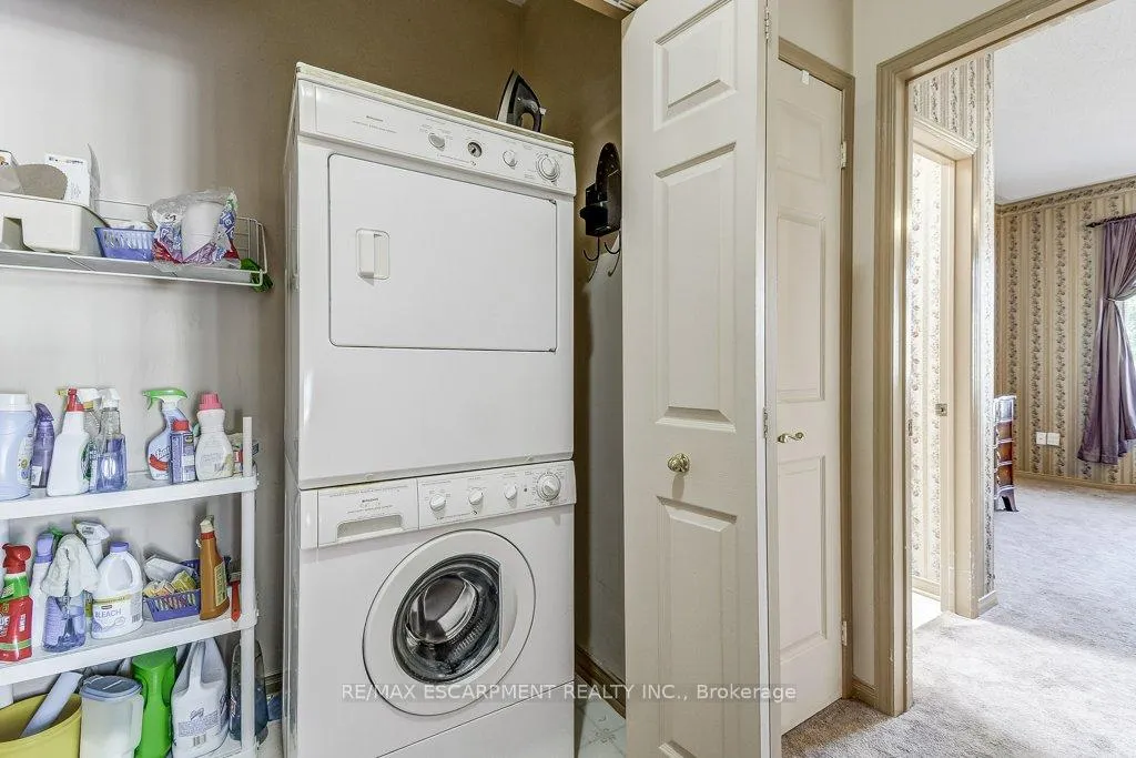 Photo 22 of 192 Silverbirch Boulevard, Hamilton, Mount Hope — HOMEH