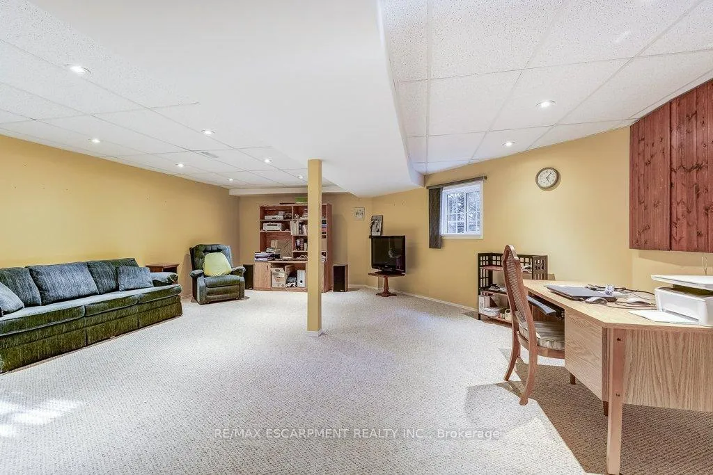 Photo 23 of 192 Silverbirch Boulevard, Hamilton, Mount Hope — HOMEH