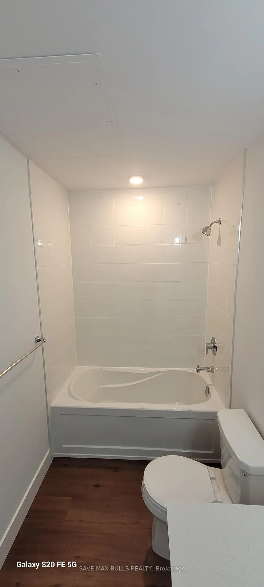 Photo 12 of Unit 208, 1000 Lackner Place, Kitchener — HOMEH