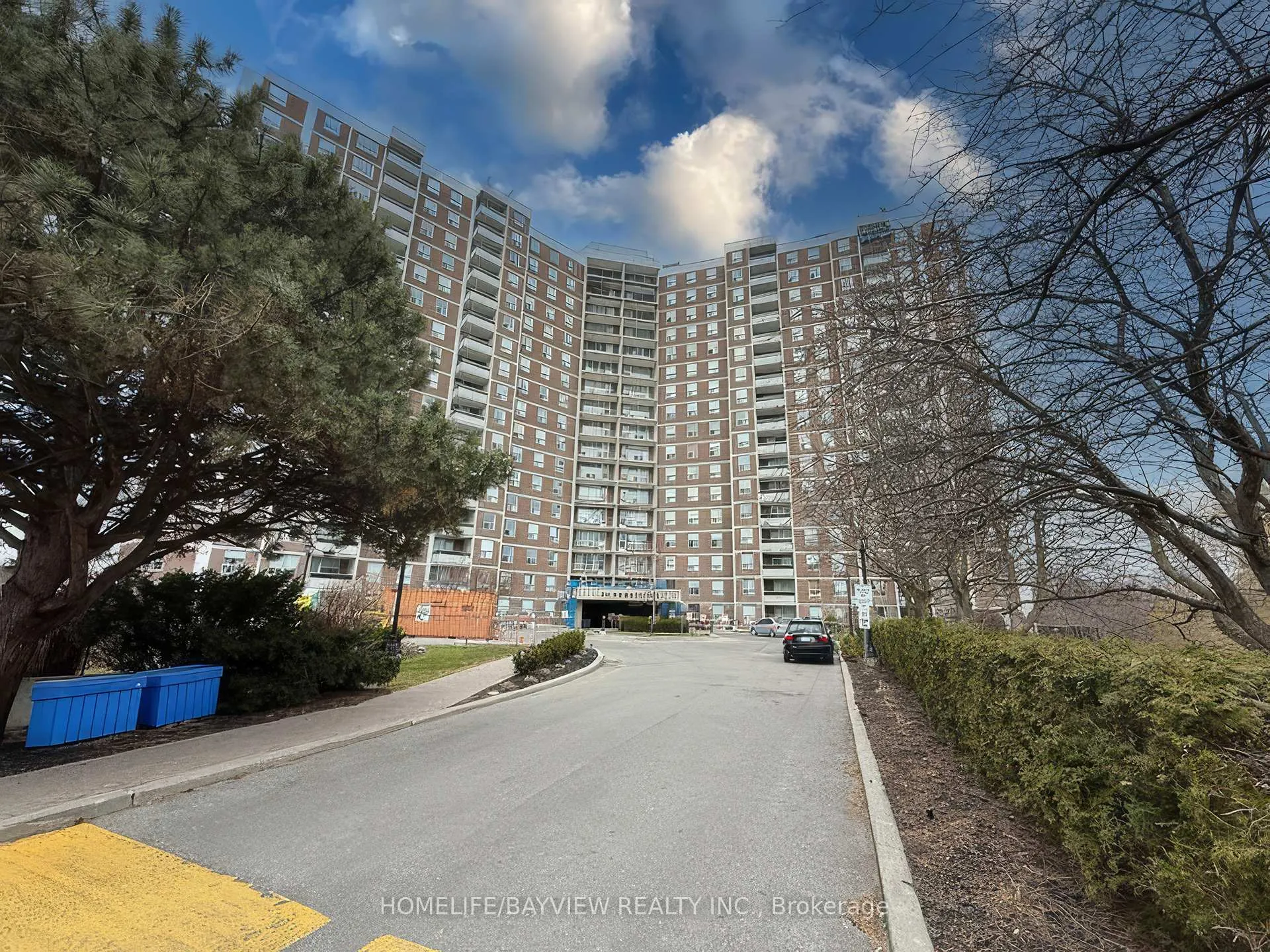 Photo 2 of Unit 1408, 20 Edgecliffe Golfway, Toronto, Flemingdon Park — HOMEH