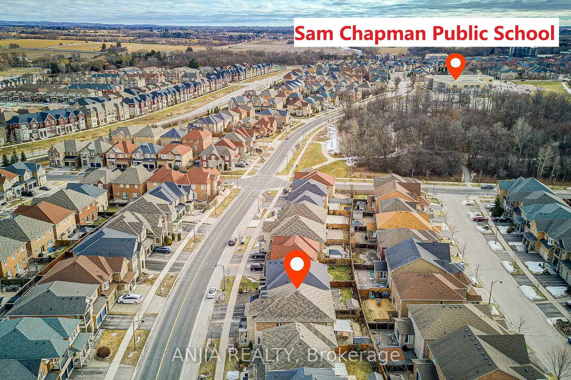Photo 4 of 409 Williamson Road, Markham, Greensborough — HOMEH