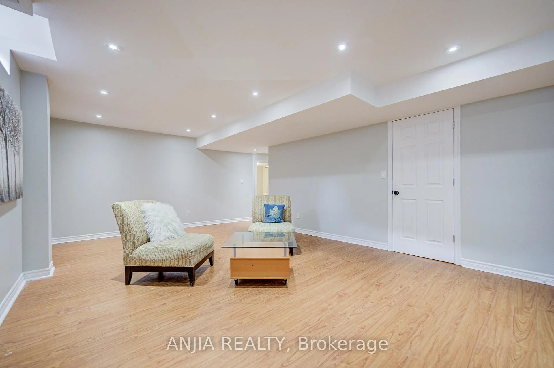 Photo 38 of 409 Williamson Road, Markham, Greensborough — HOMEH