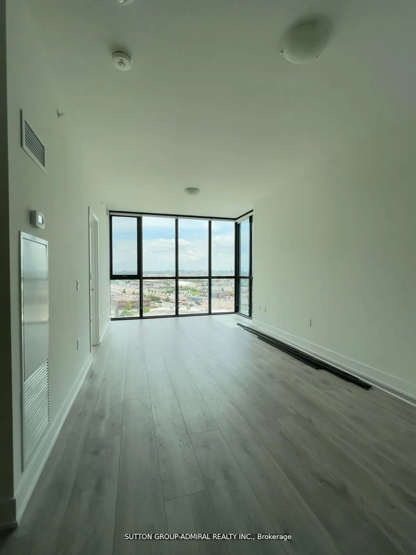 Front of Unit 1101, 2908 Highway 7