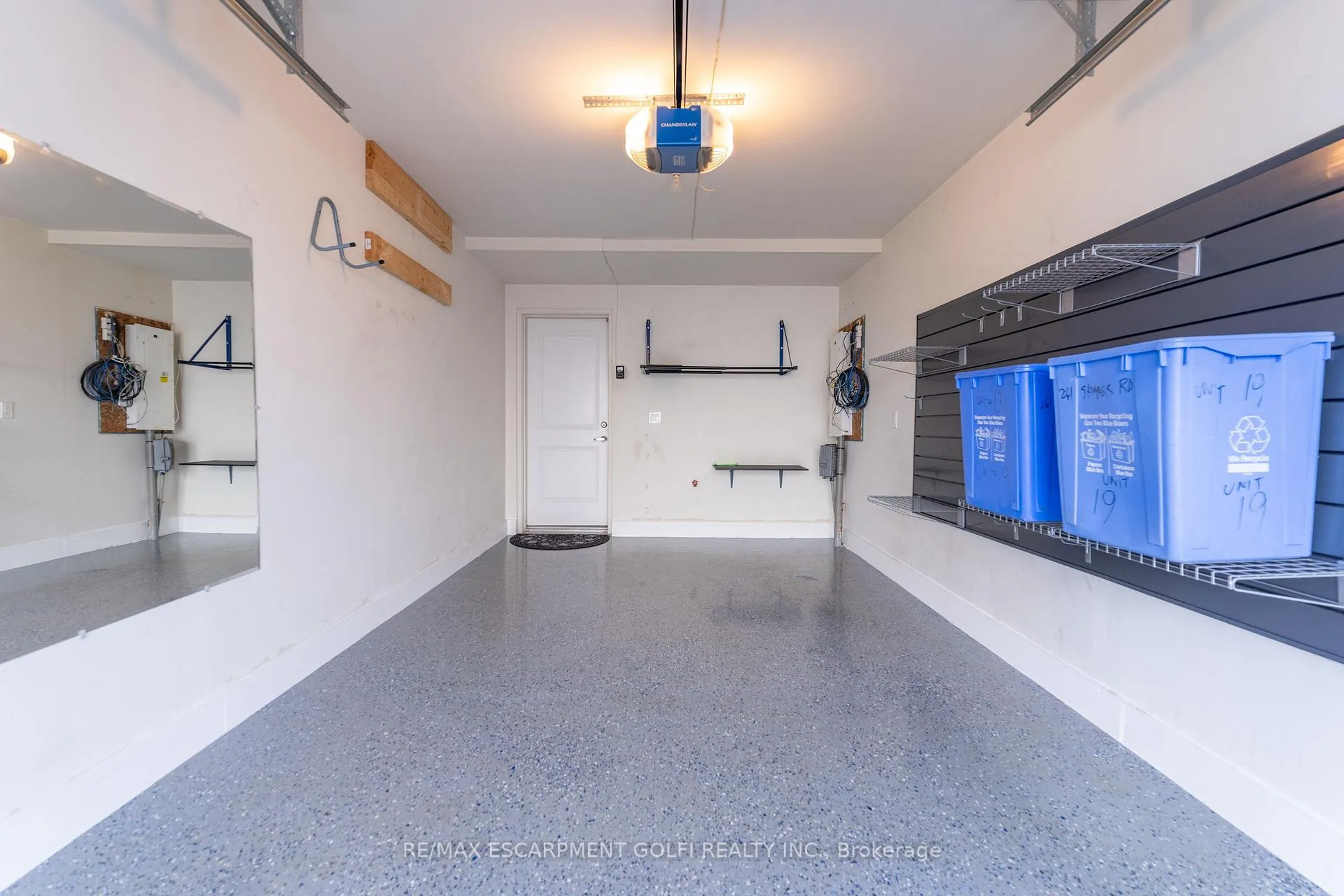 Photo 7 of Unit 19, 261 Skinner Road, Hamilton, Waterdown — HOMEH