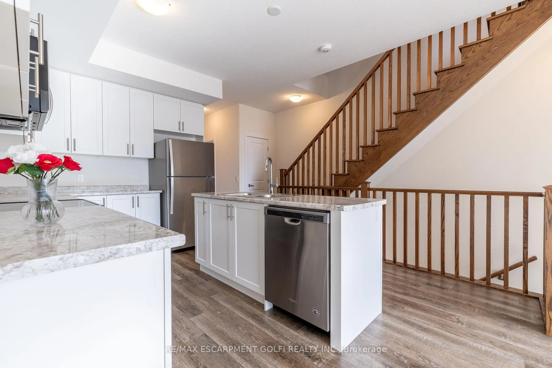 Photo 13 of Unit 19, 261 Skinner Road, Hamilton, Waterdown — HOMEH