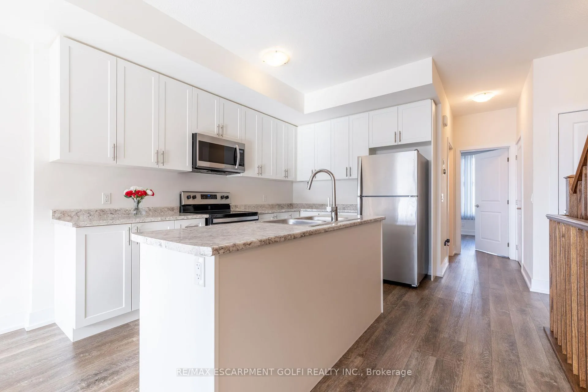 Photo 15 of Unit 19, 261 Skinner Road, Hamilton, Waterdown — HOMEH