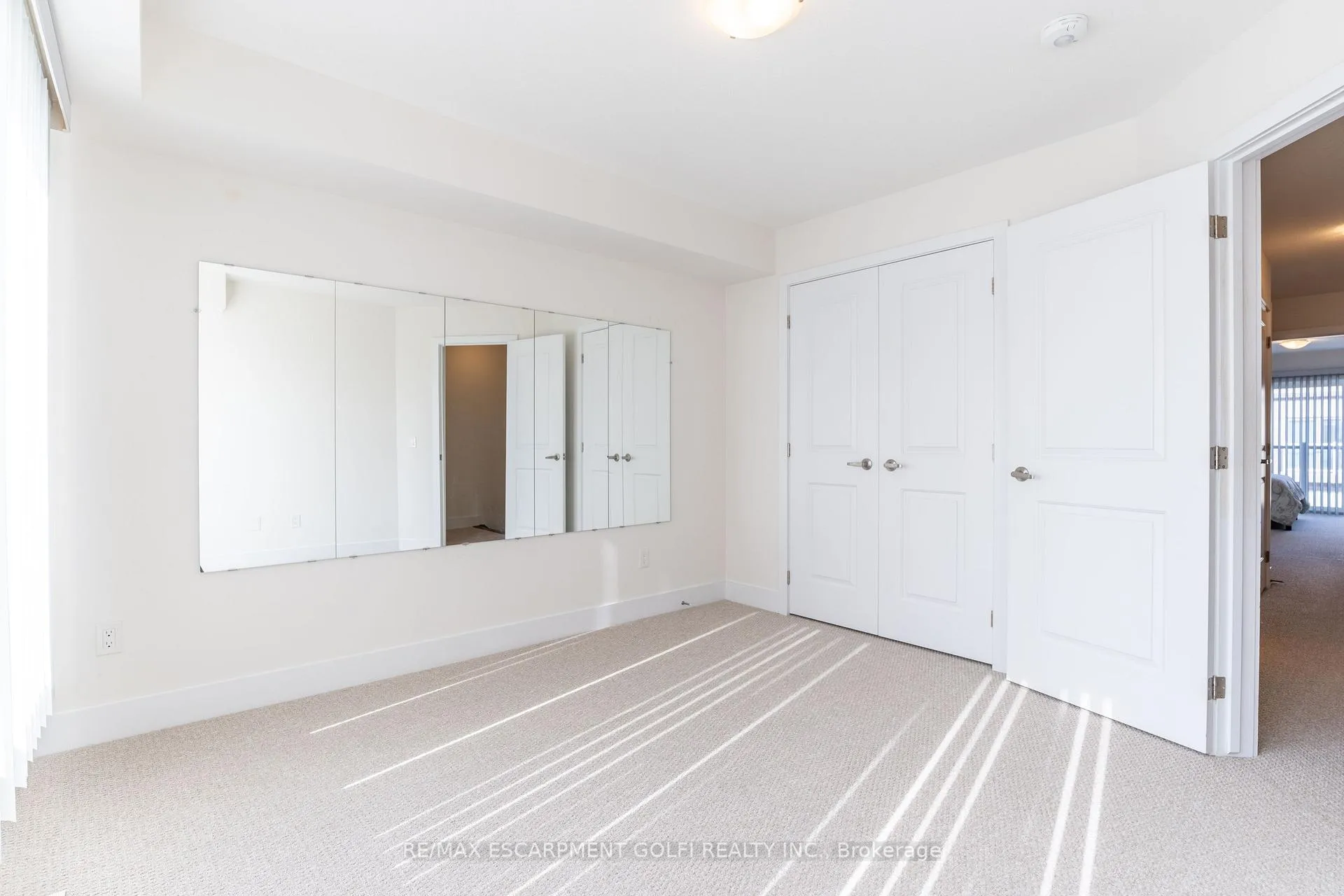 Photo 23 of Unit 19, 261 Skinner Road, Hamilton, Waterdown — HOMEH