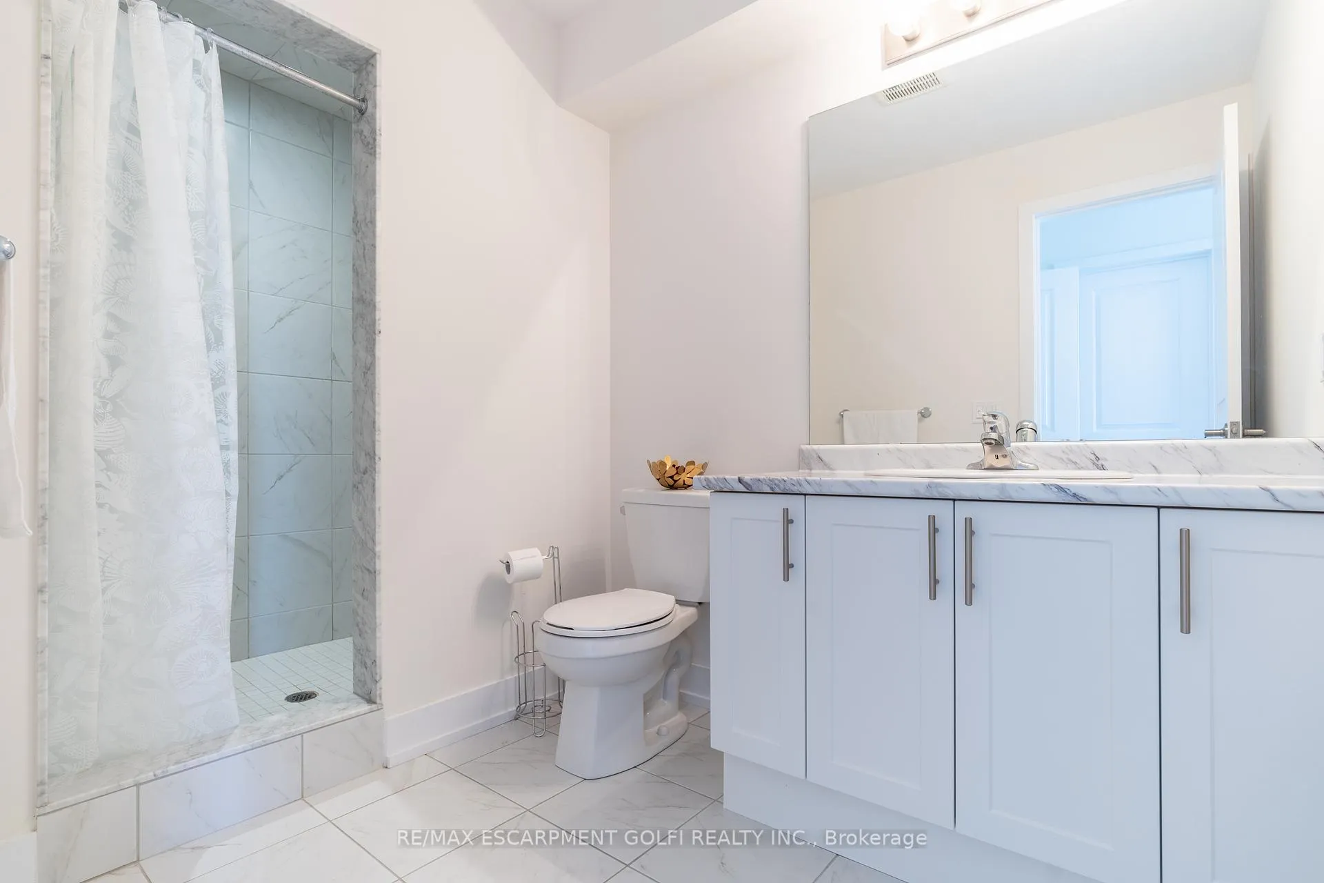 Photo 28 of Unit 19, 261 Skinner Road, Hamilton, Waterdown — HOMEH