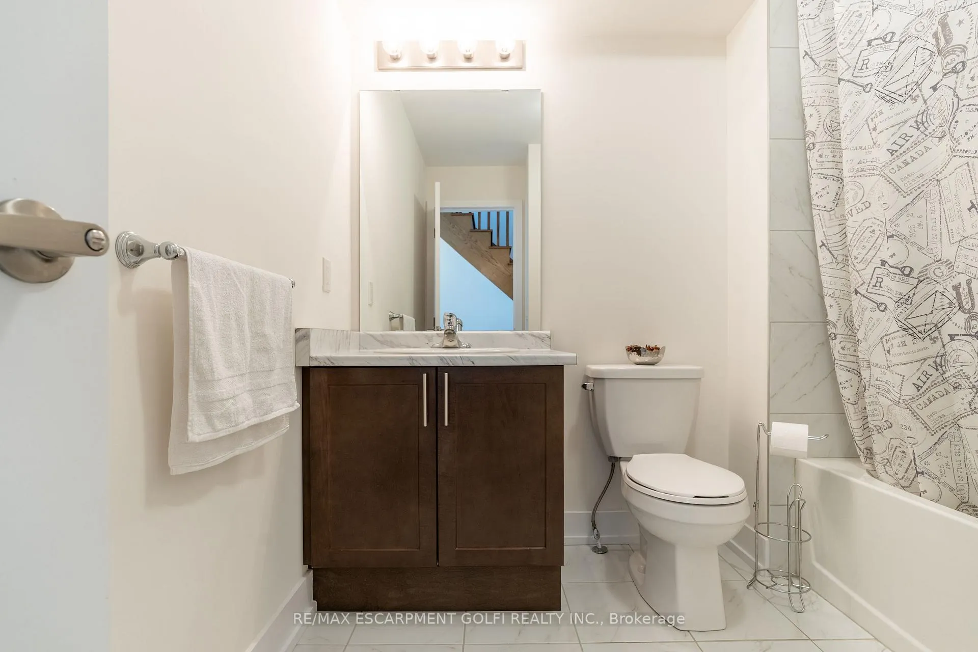 Photo 29 of Unit 19, 261 Skinner Road, Hamilton, Waterdown — HOMEH