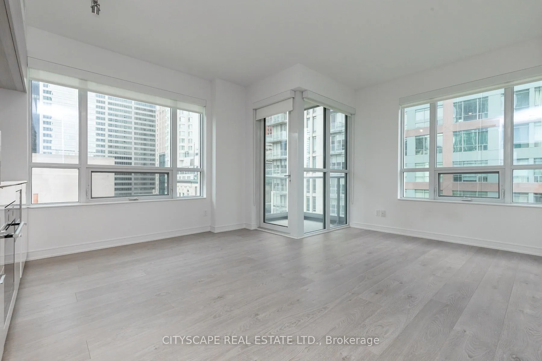 Front of Unit 1703, 88 Scott Street