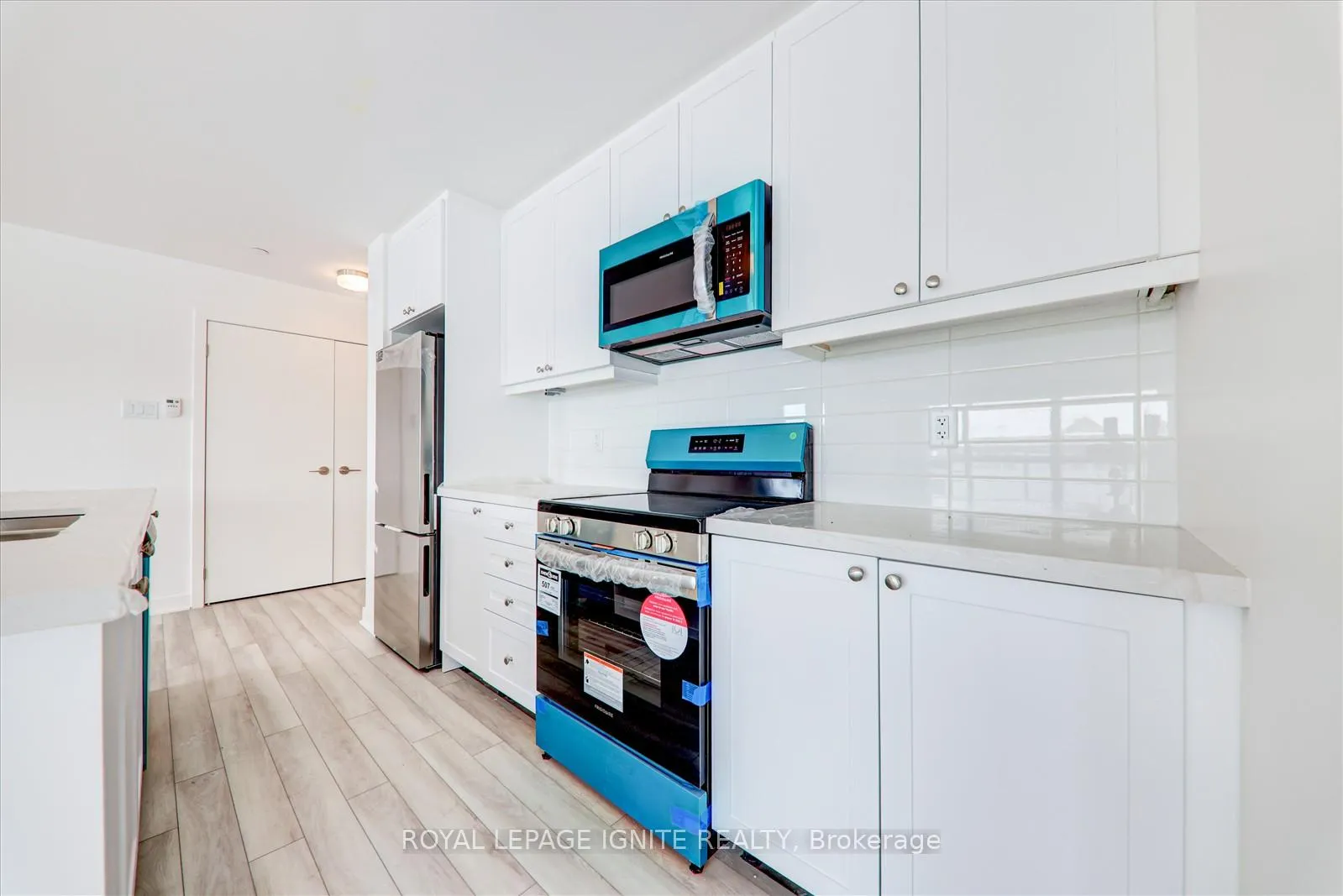 Photo 11 of Unit 303, 55 Clarington Boulevard, Clarington, Bowmanville — HOMEH