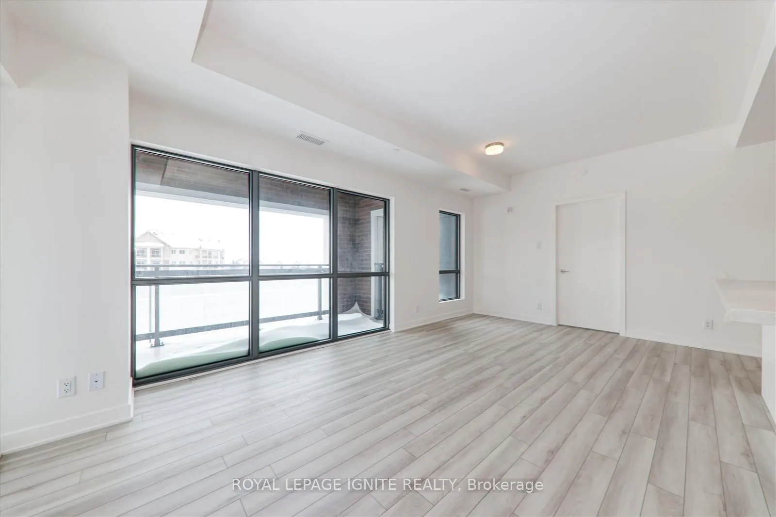 Photo 12 of Unit 303, 55 Clarington Boulevard, Clarington, Bowmanville — HOMEH