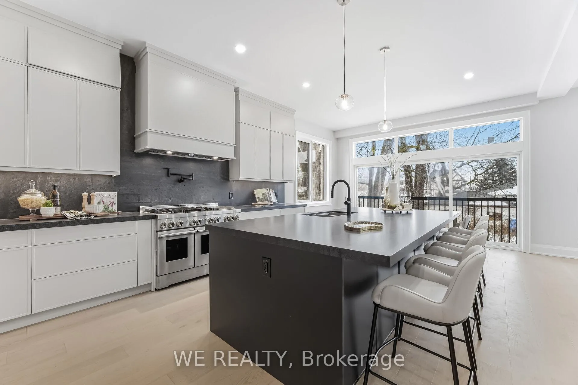 Photo 16 of 711 Hillview Crescent, Pickering, West Shore — HOMEH