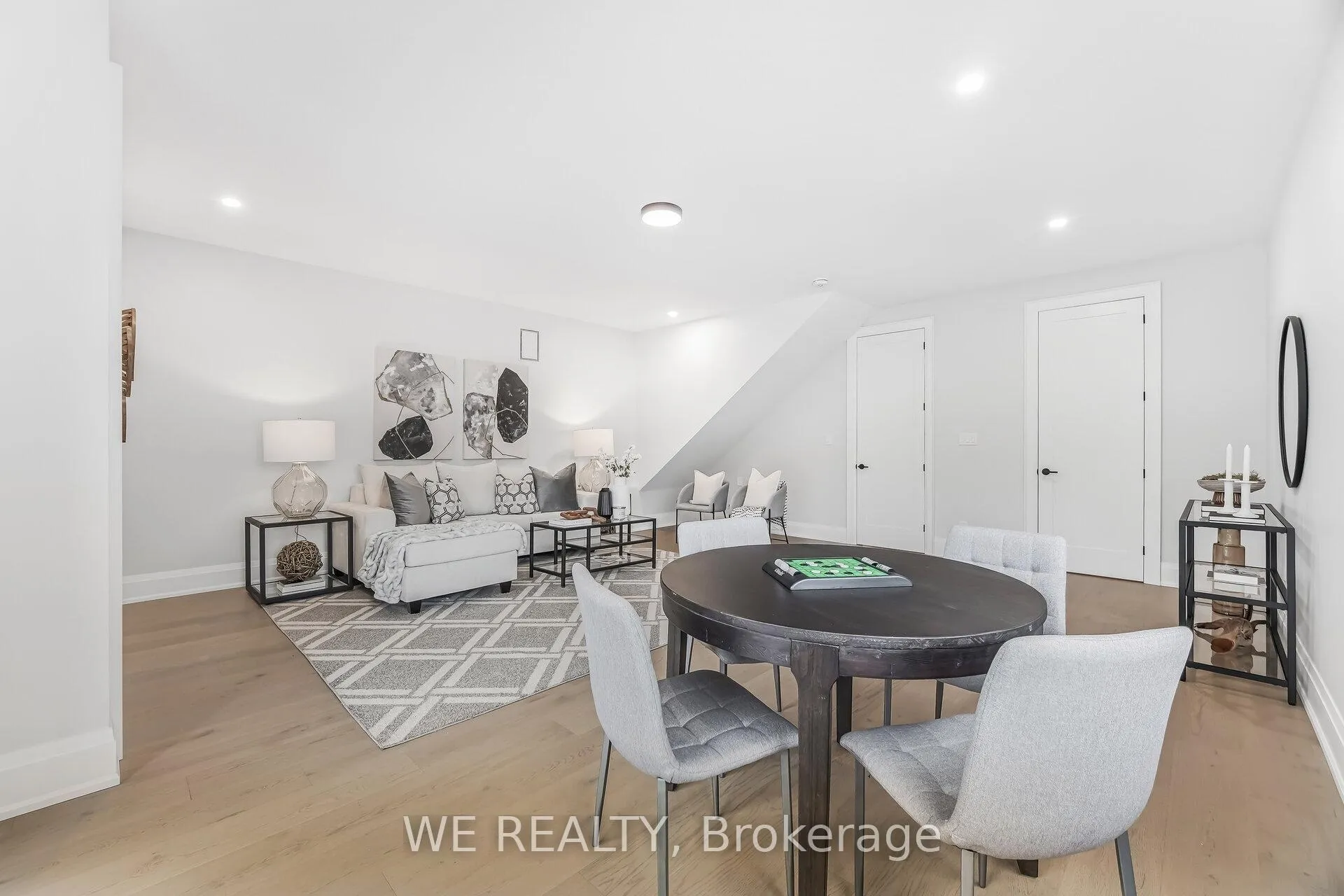 Photo 43 of 711 Hillview Crescent, Pickering, West Shore — HOMEH