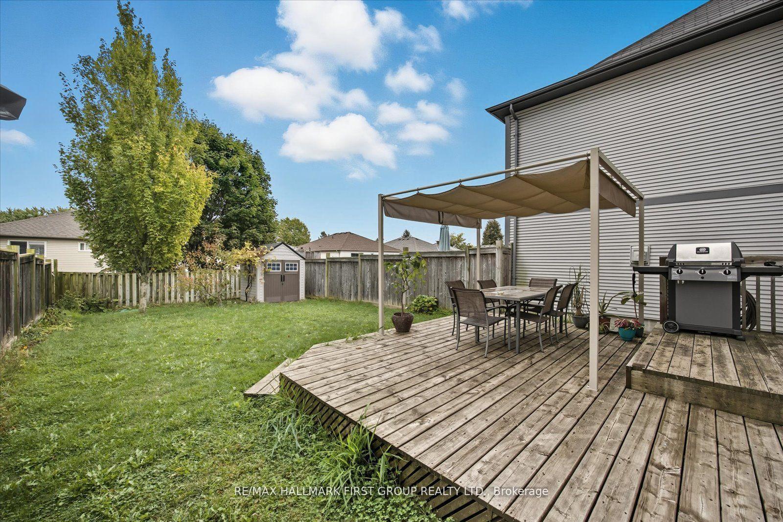 Photo 17 of 151 Honeyman Drive, Clarington, Bowmanville — HOMEH