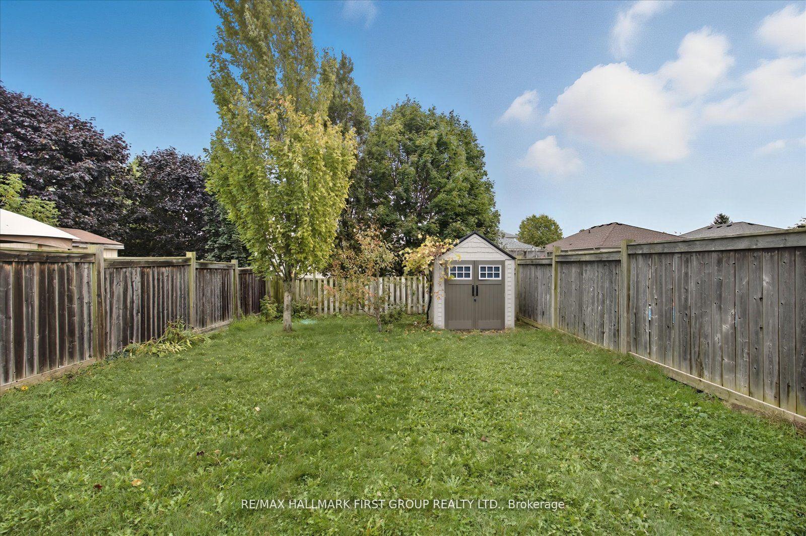 Photo 19 of 151 Honeyman Drive, Clarington, Bowmanville — HOMEH