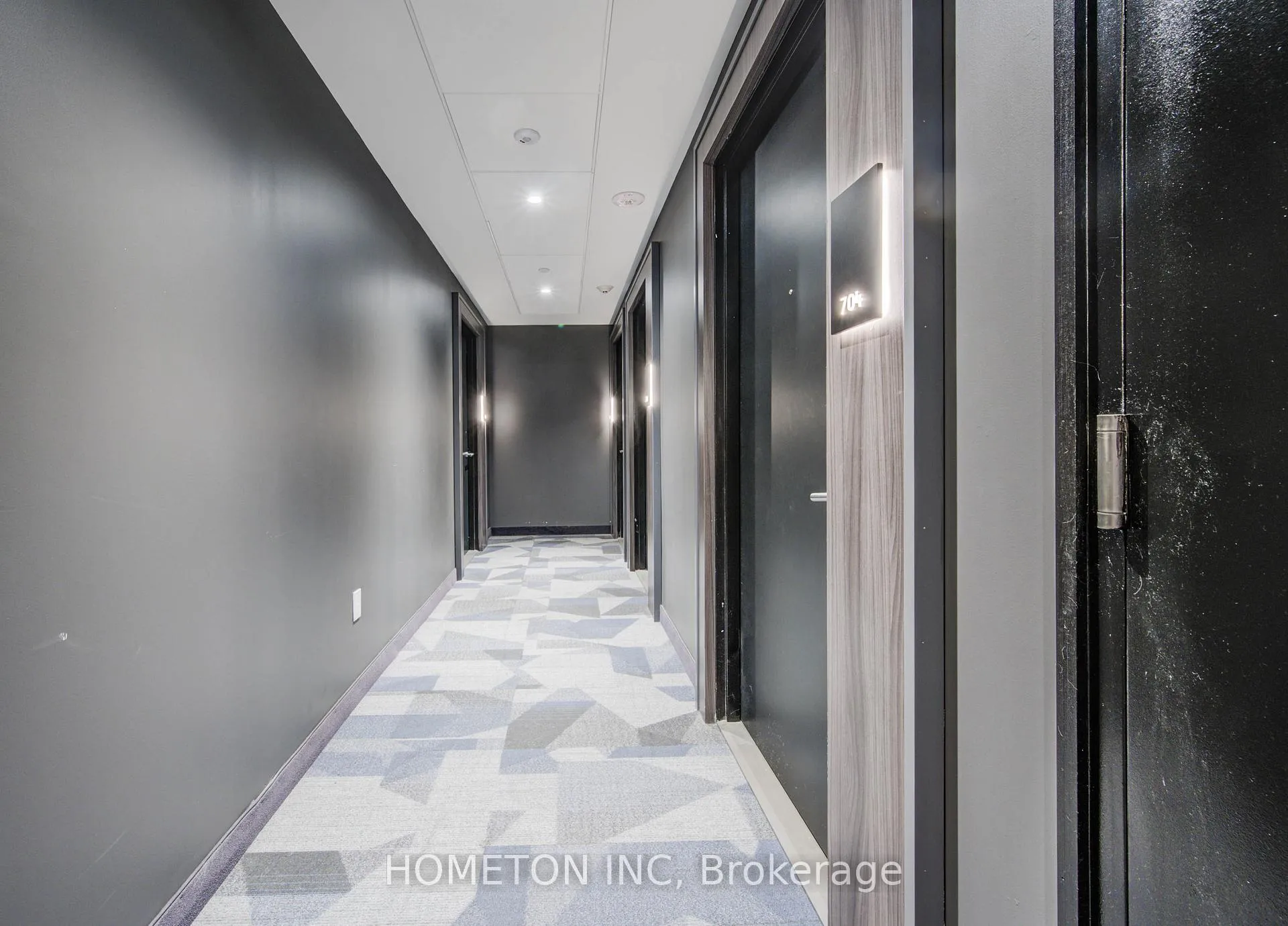 Photo 3 of Unit 704, 15 Wellington Street S, Kitchener, Uptown Waterloo/Westmount — HOMEH