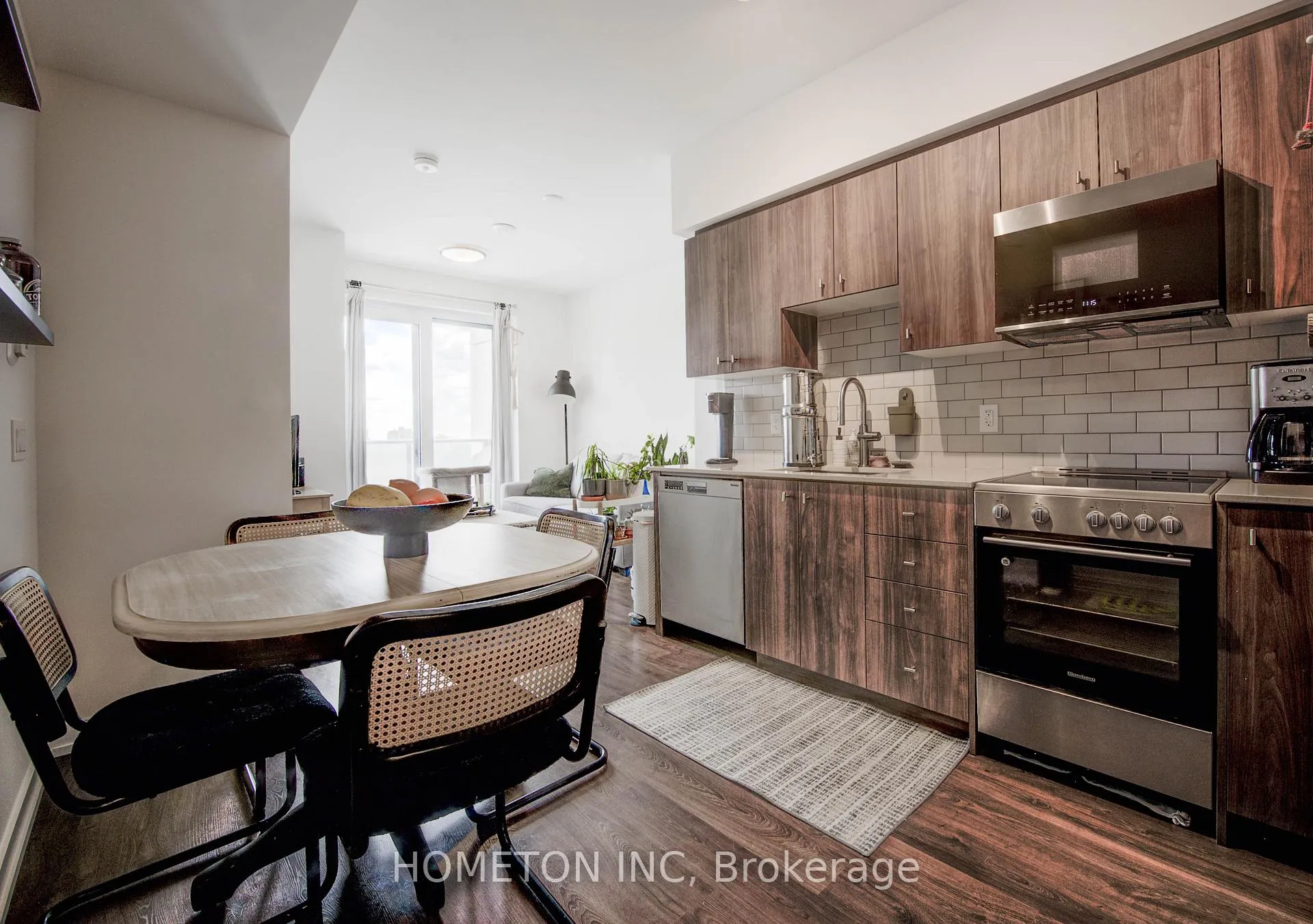 Photo 12 of Unit 704, 15 Wellington Street S, Kitchener, Uptown Waterloo/Westmount — HOMEH