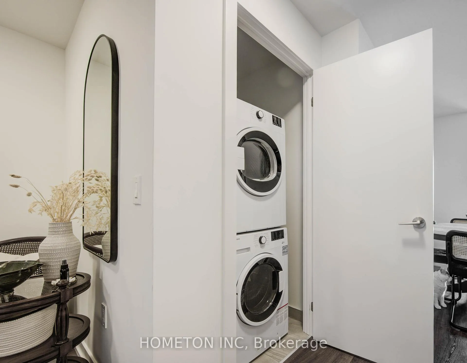 Photo 17 of Unit 704, 15 Wellington Street S, Kitchener, Uptown Waterloo/Westmount — HOMEH