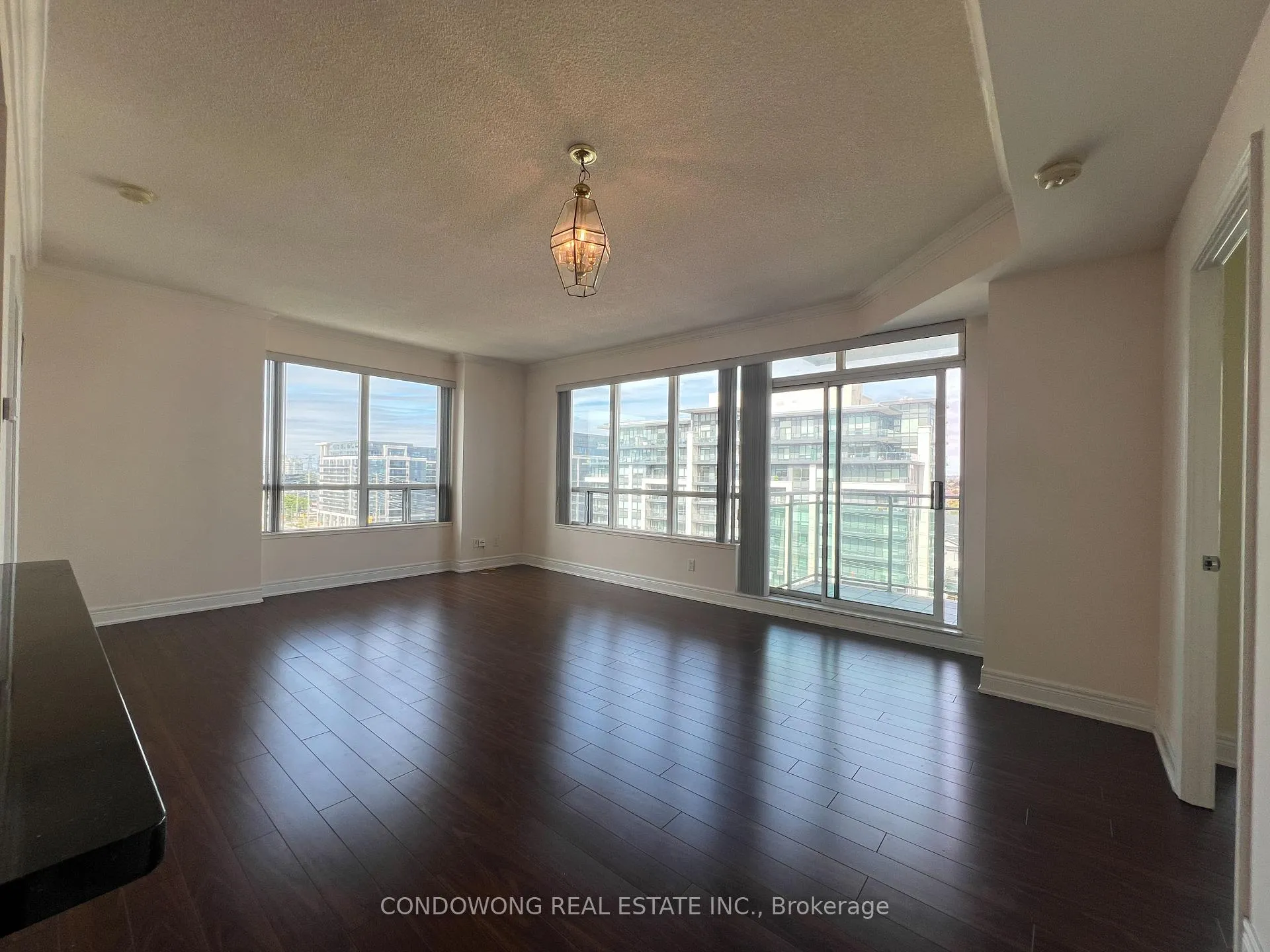 Photo 2 of Unit 1007, 62 Suncrest Boulevard, Markham, Thornhill — HOMEH
