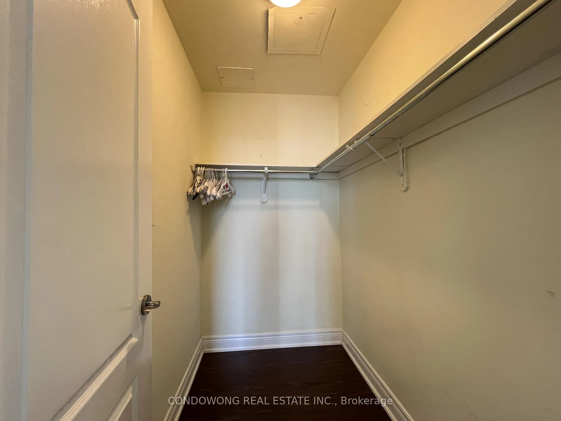 Photo 6 of Unit 1007, 62 Suncrest Boulevard, Markham, Thornhill — HOMEH