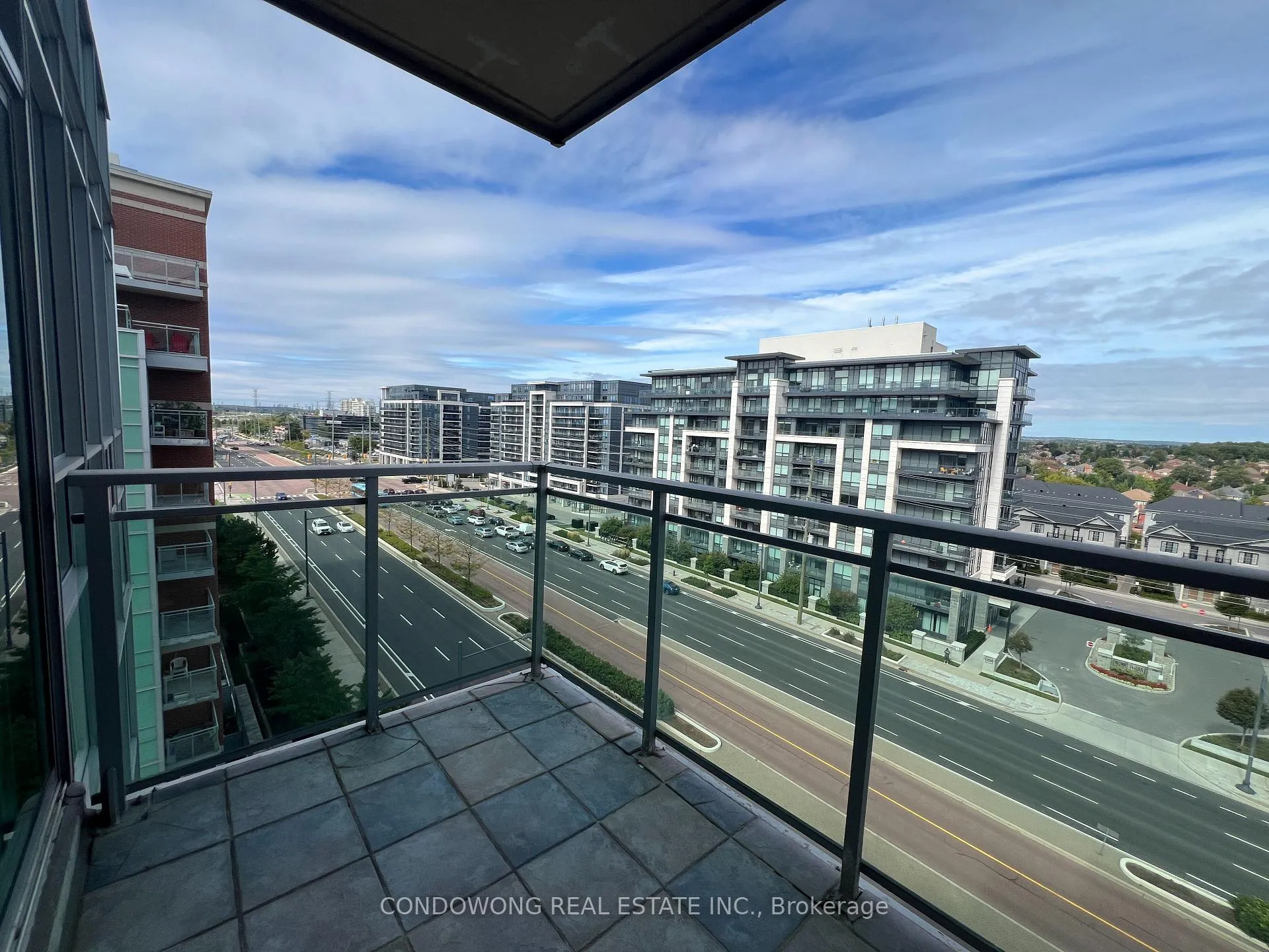 Photo 9 of Unit 1007, 62 Suncrest Boulevard, Markham, Thornhill — HOMEH