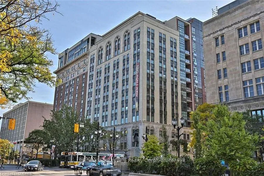Front of Unit 312, 118 King Street E