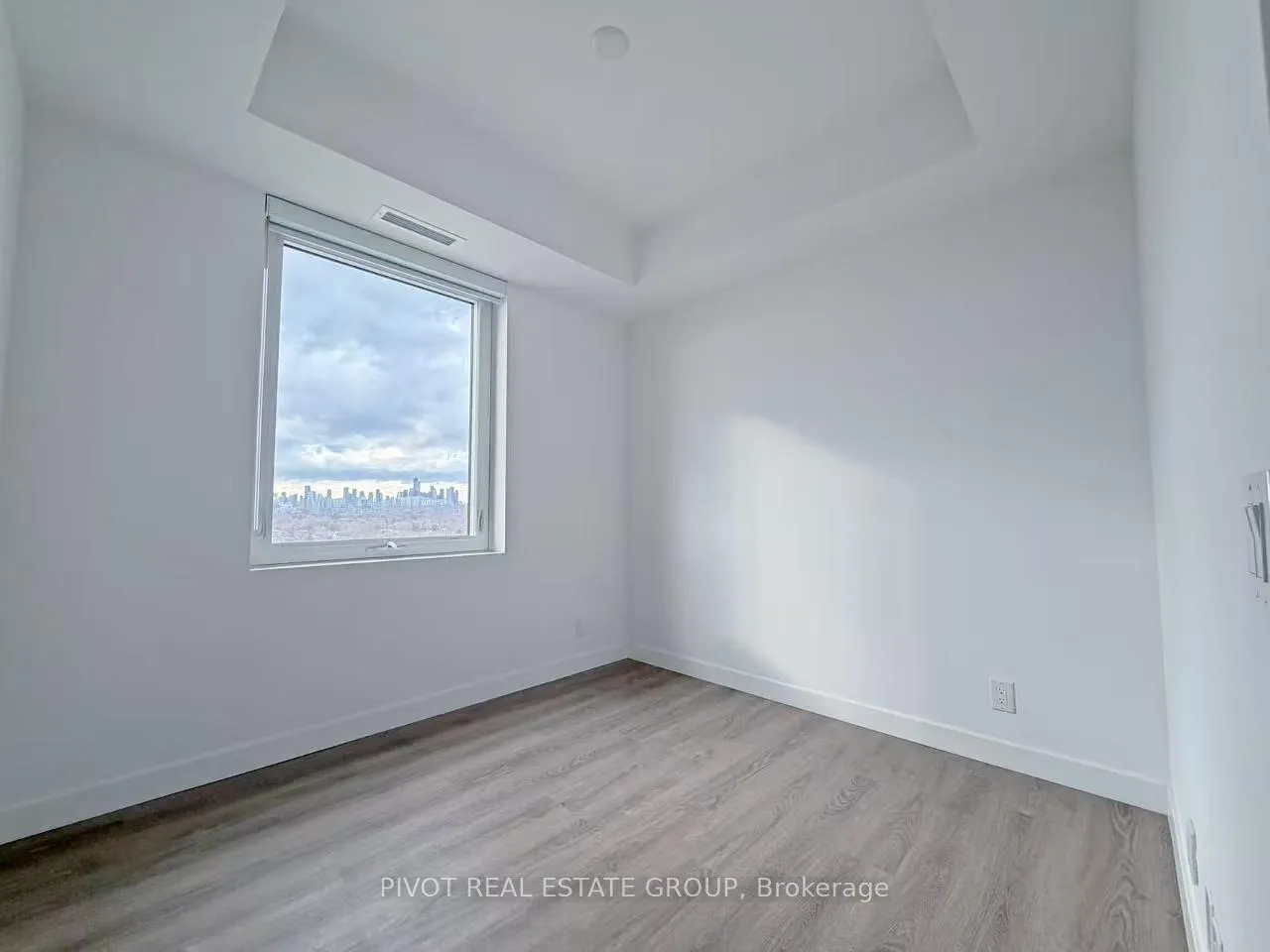 Photo 15 of Unit 1208, 1050 Eastern Avenue, Toronto, The Beaches — HOMEH