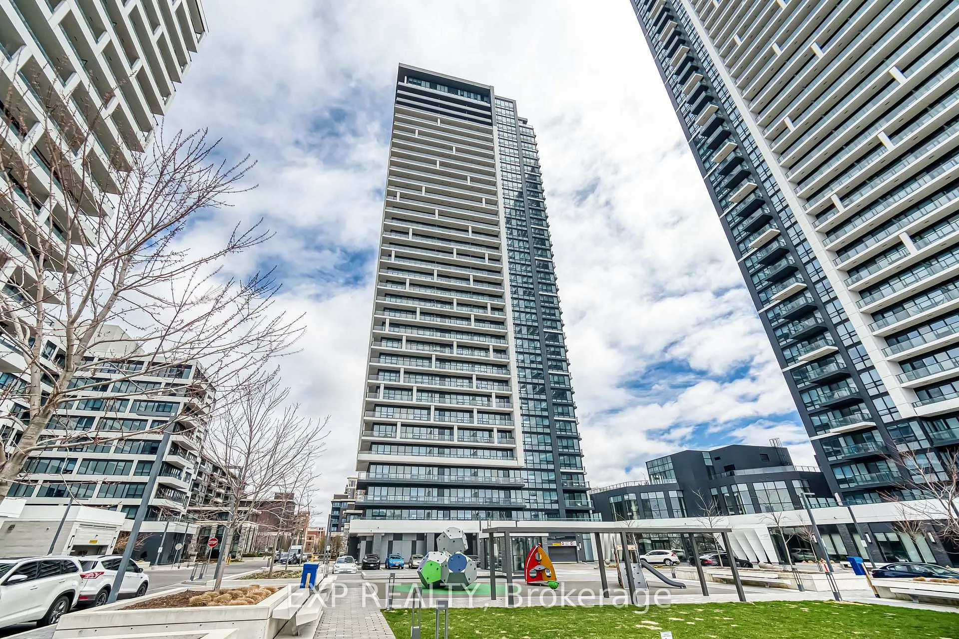 Photo 1 of Unit 1807, 18 Water Walk Drive, Markham, Unionville — HOMEH