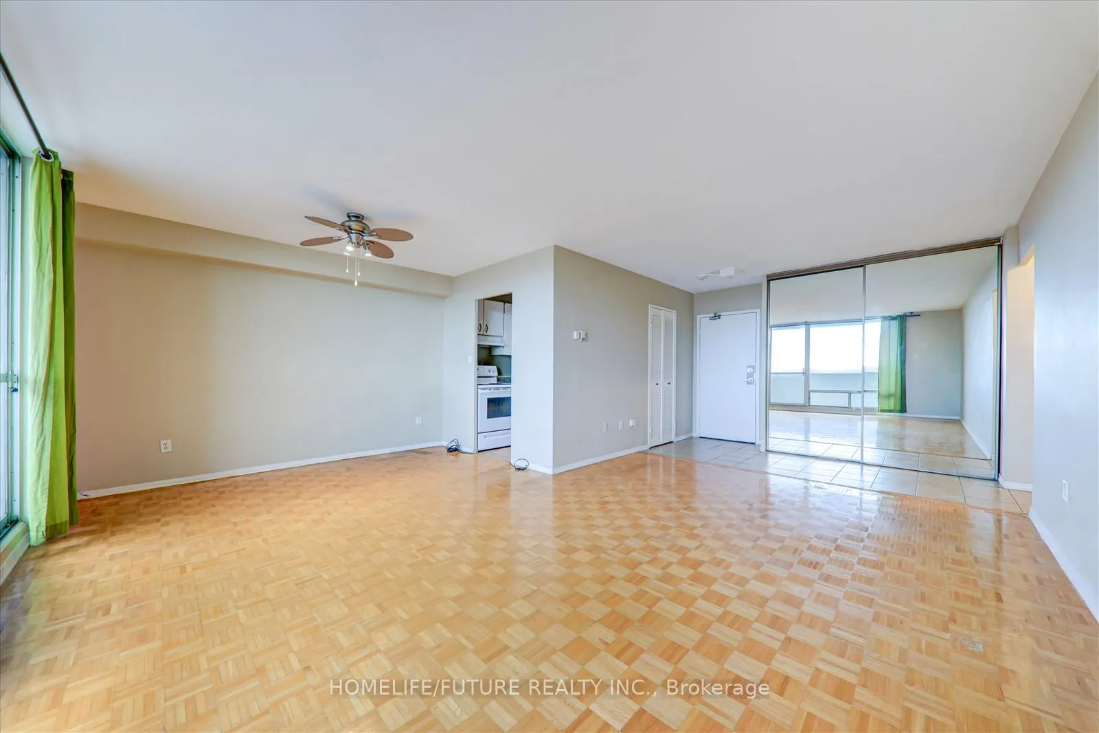 Photo 11 of Unit 914, 1 Massey Square, Toronto, Crescent Town — HOMEH