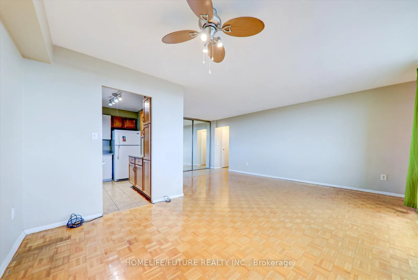 Photo 13 of Unit 914, 1 Massey Square, Toronto, Crescent Town — HOMEH