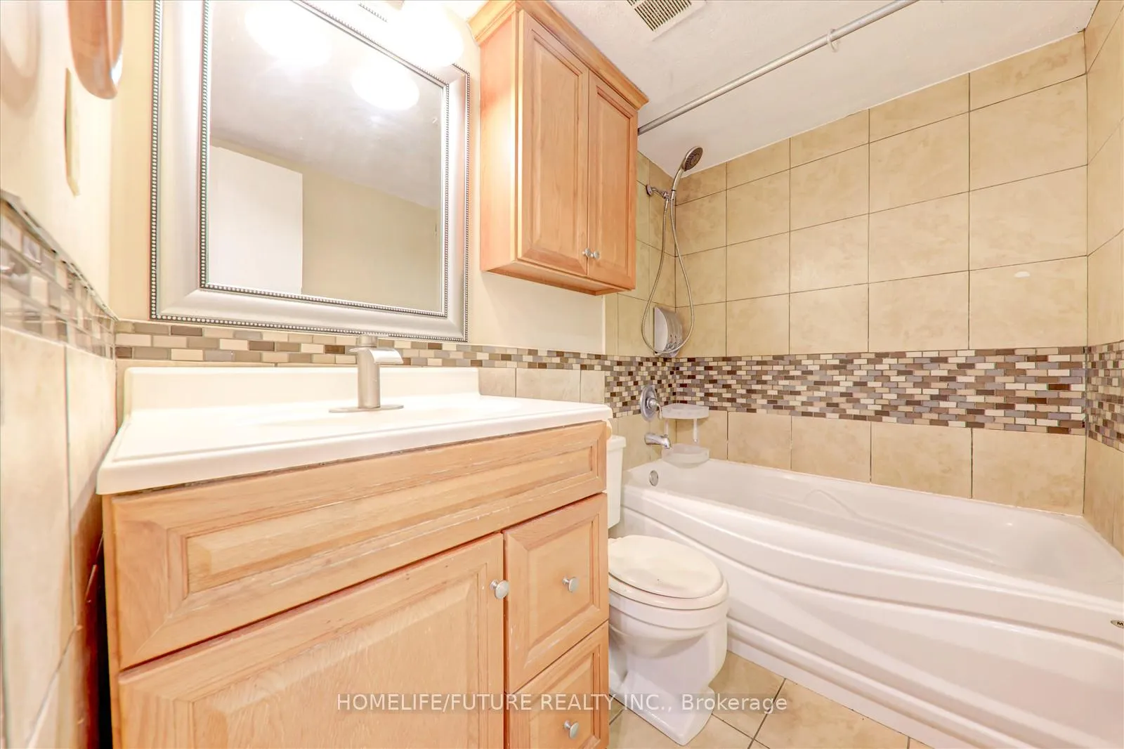 Photo 19 of Unit 914, 1 Massey Square, Toronto, Crescent Town — HOMEH