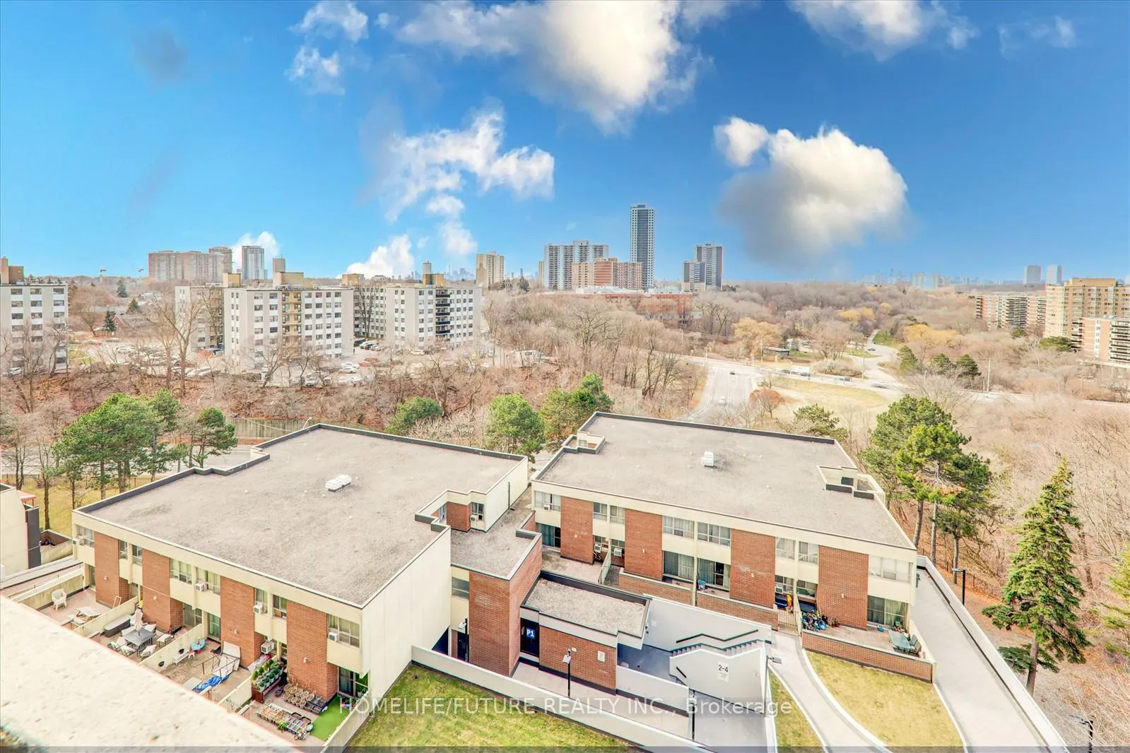 Photo 25 of Unit 914, 1 Massey Square, Toronto, Crescent Town — HOMEH