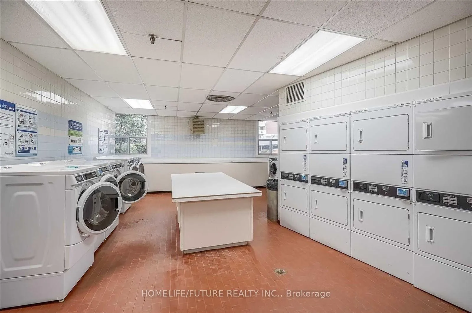 Photo 27 of Unit 914, 1 Massey Square, Toronto, Crescent Town — HOMEH