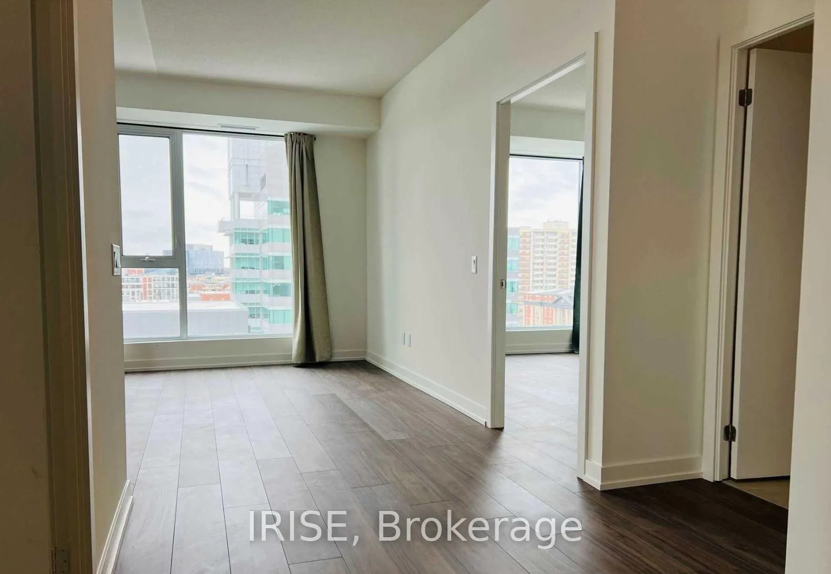 Photo 5 of Unit 809, 55 Duke Street W, Kitchener, City Commercial Core — HOMEH