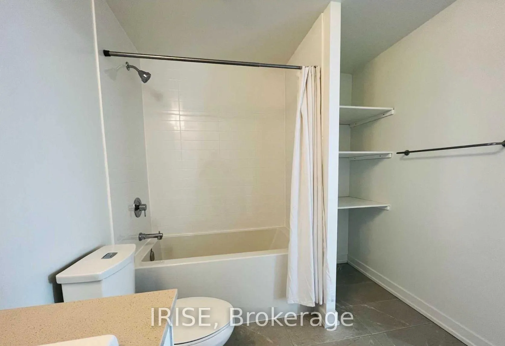 Photo 7 of Unit 809, 55 Duke Street W, Kitchener, City Commercial Core — HOMEH