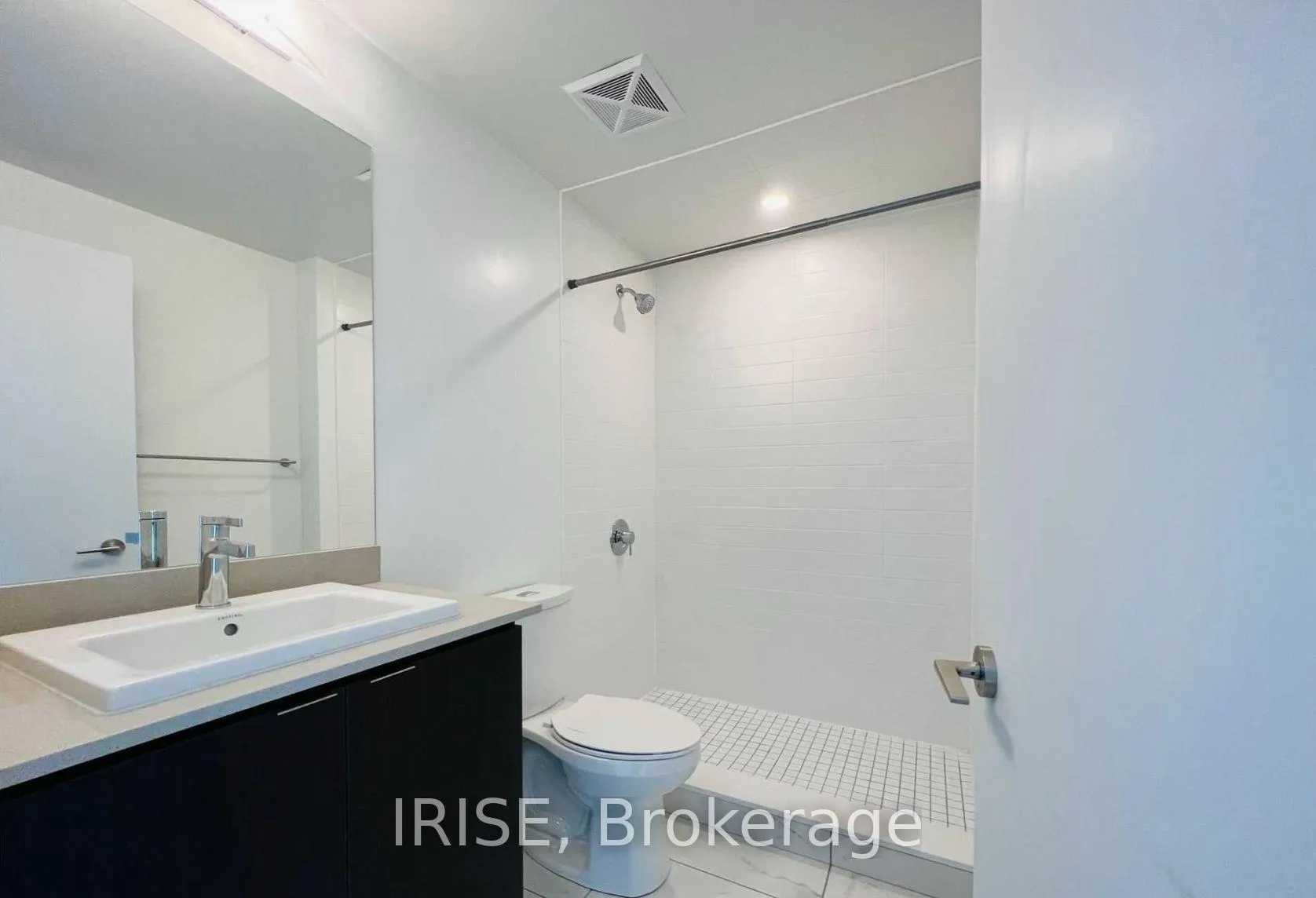 Photo 10 of Unit 809, 55 Duke Street W, Kitchener, City Commercial Core — HOMEH