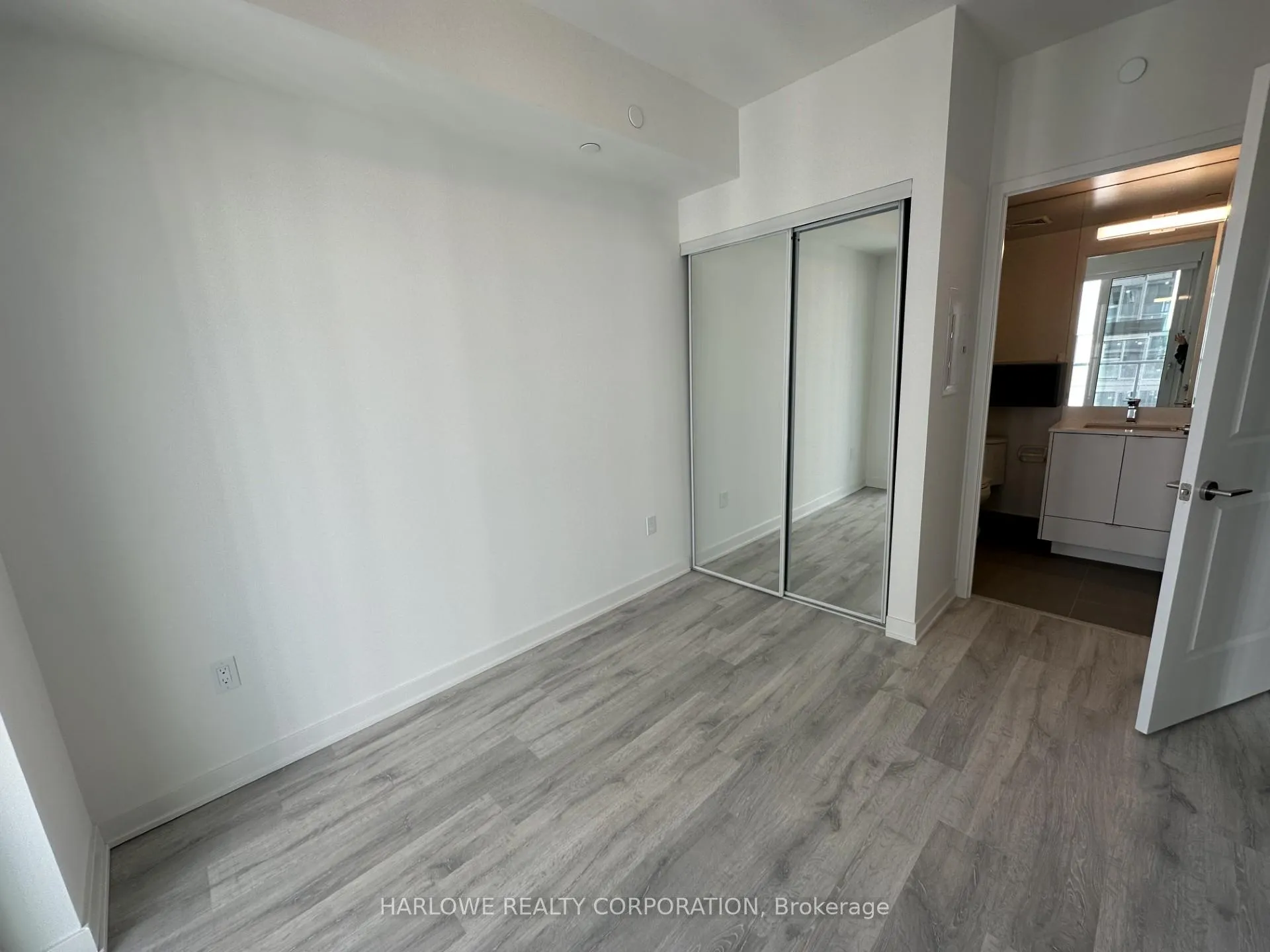 Photo 8 of Unit 4112, 100 Dalhousie Street, Toronto, Church-Yonge Corridor — HOMEH