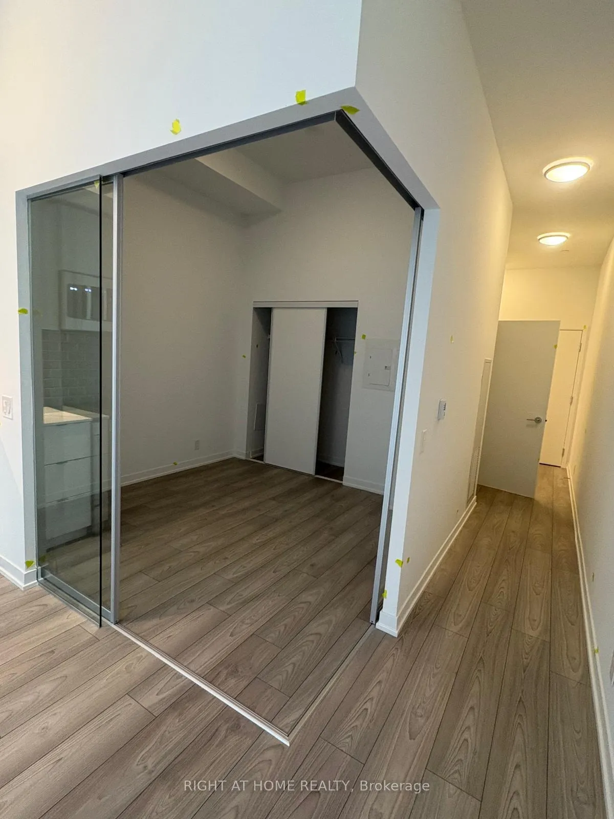 Photo 7 of Unit 432, 285 Dufferin Street, Toronto, South Parkdale — HOMEH