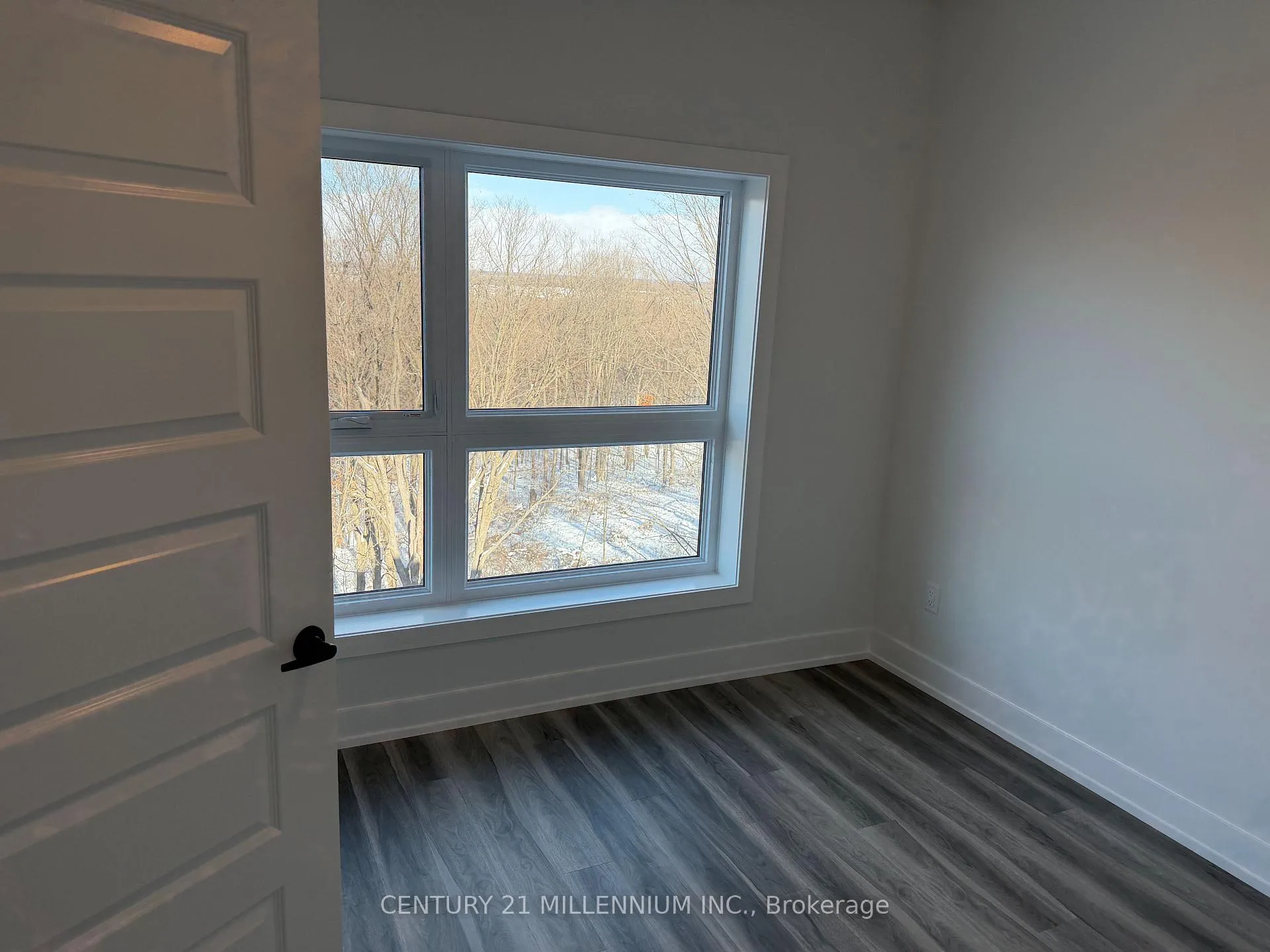Photo 5 of Unit 523, 1100 Lackner Place, Kitchener — HOMEH