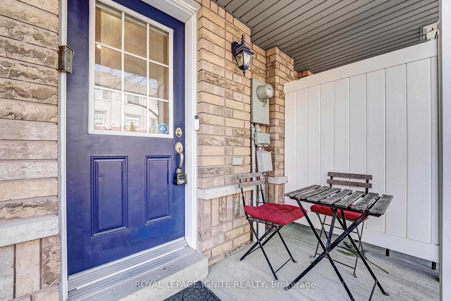Photo 4 of 30 Bartolo Lane, Ajax, Central — HOMEH