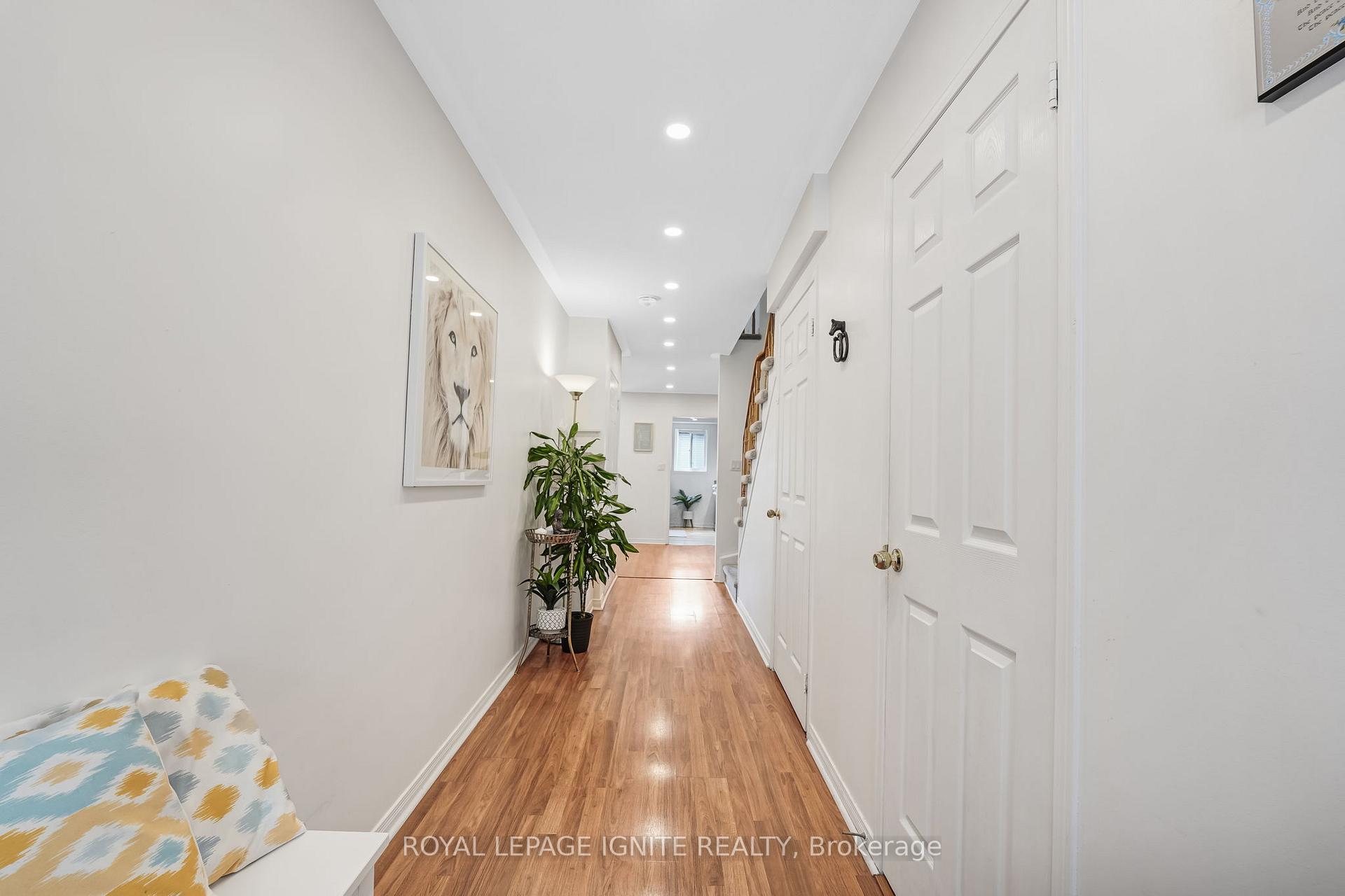 Photo 8 of 30 Bartolo Lane, Ajax, Central — HOMEH