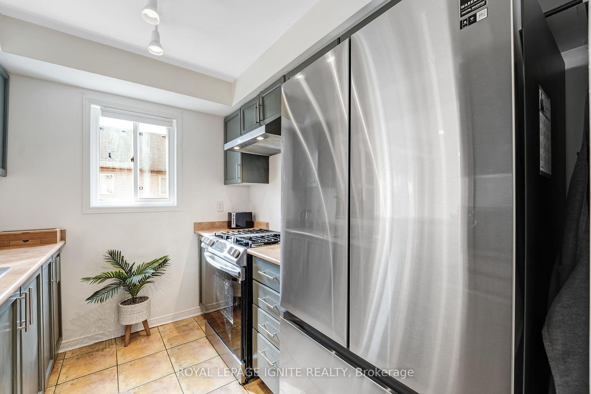 Photo 14 of 30 Bartolo Lane, Ajax, Central — HOMEH